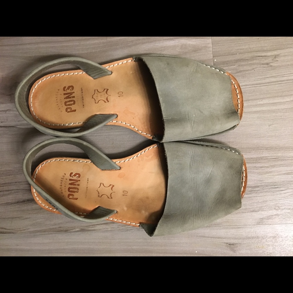 Pons Sandals